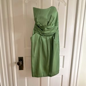 SOLD 🍀 Strapless Dress w/Pockets